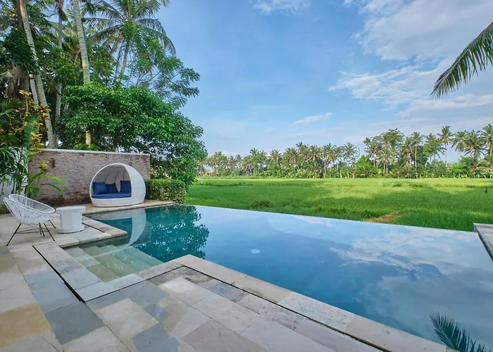 Balinese Luxurious Elegance