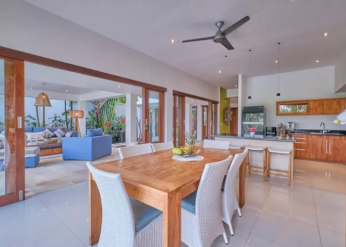 Balinese Luxurious Elegance