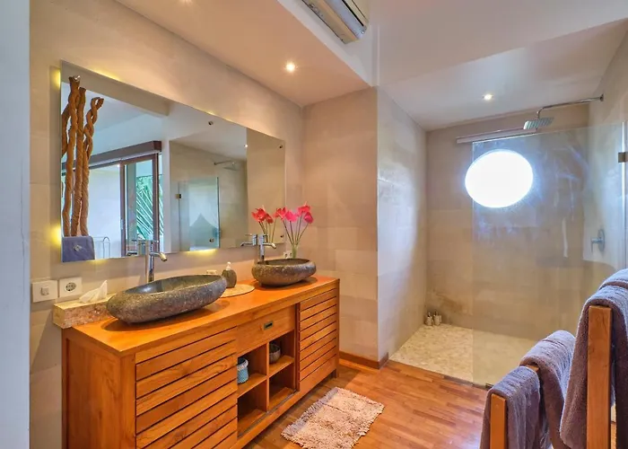Balinese Luxurious Elegance Villa Ubud