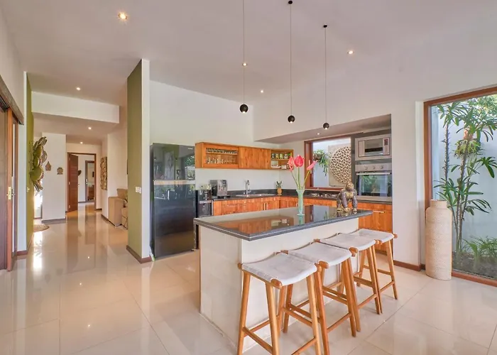Balinese Luxurious Elegance Villa *