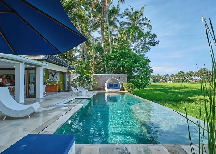 Villa Balinese Luxurious Elegance