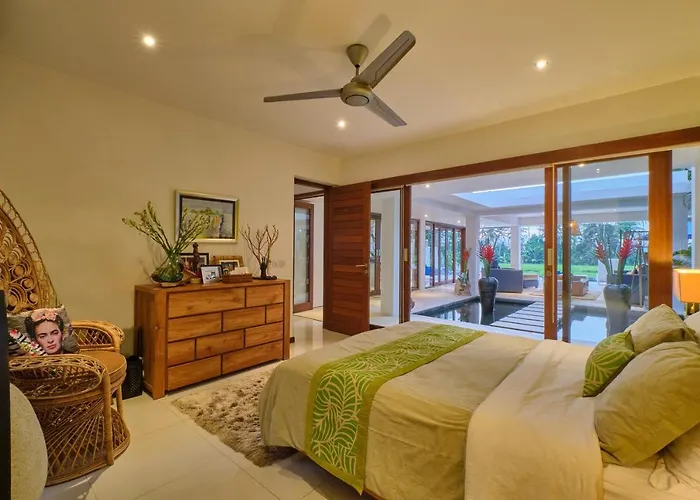 Balinese Luxurious Elegance